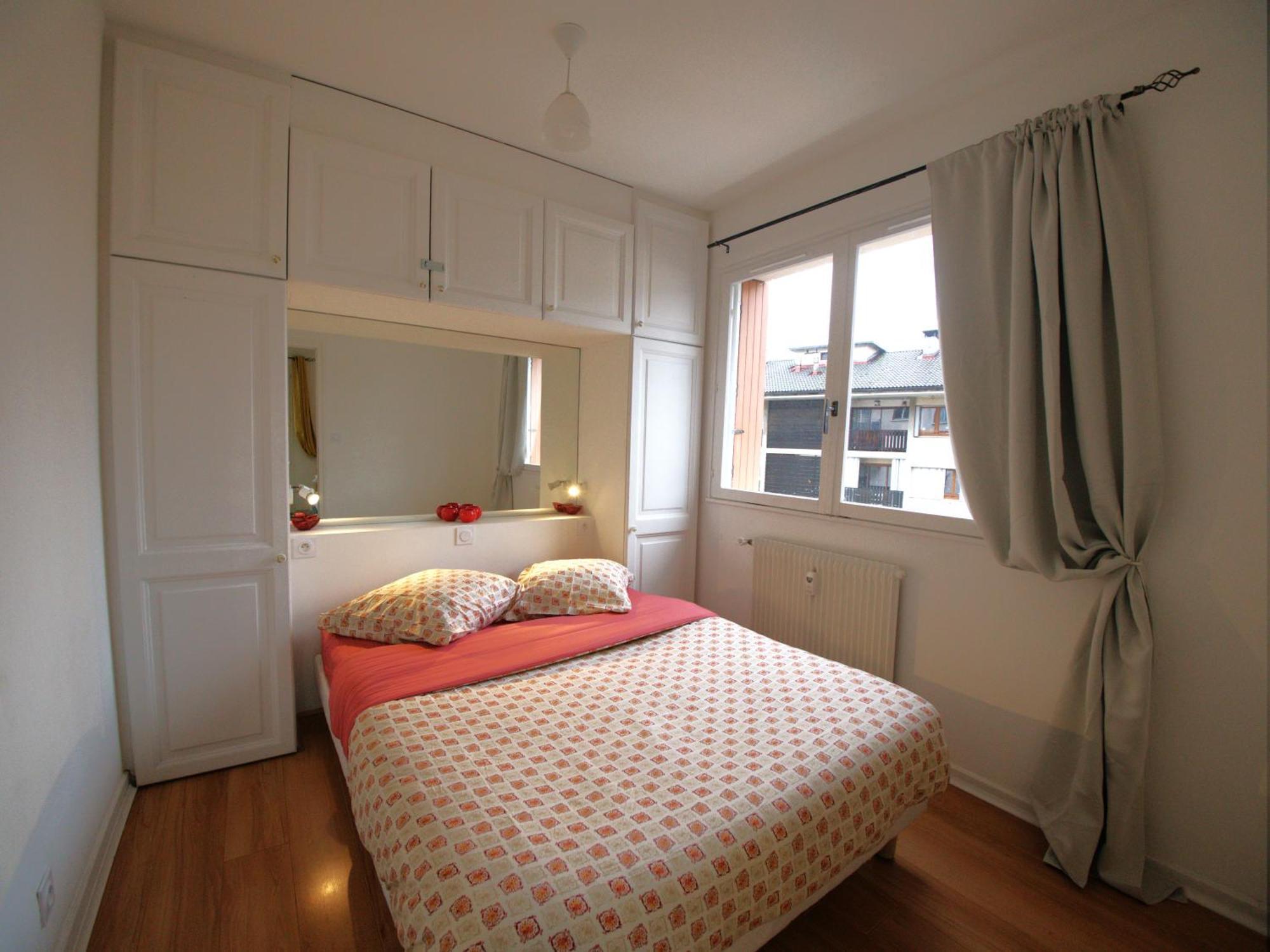 Paradise Apartment Near Downtown Lake & Free Parking - Local Bike อานซี ภายนอก รูปภาพ