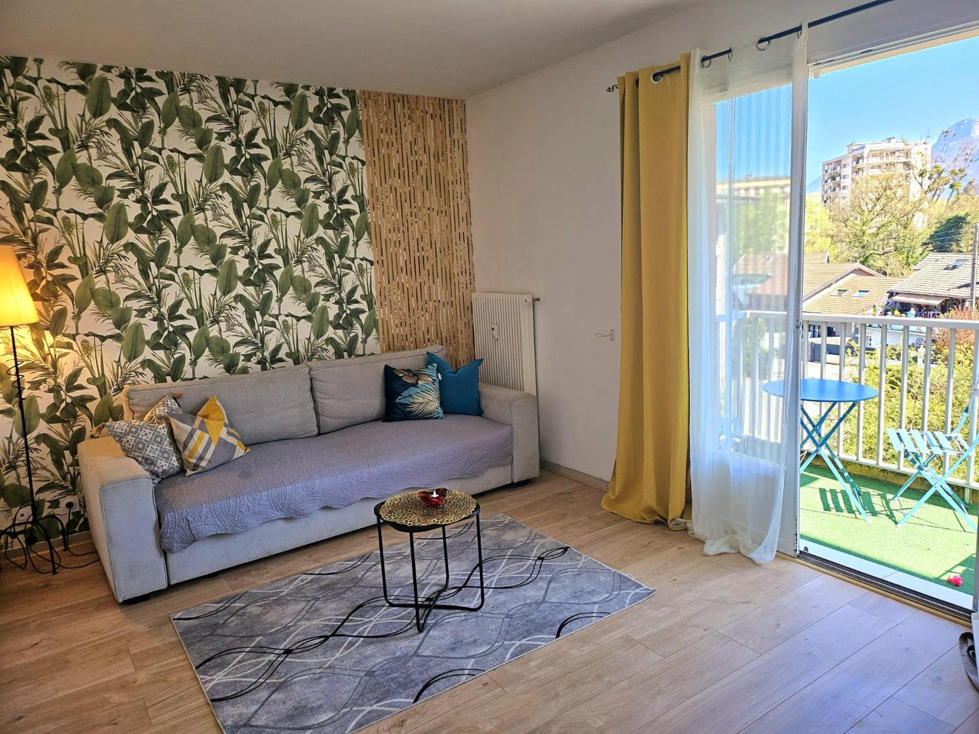 Paradise Apartment Near Downtown Lake & Free Parking - Local Bike อานซี ภายนอก รูปภาพ